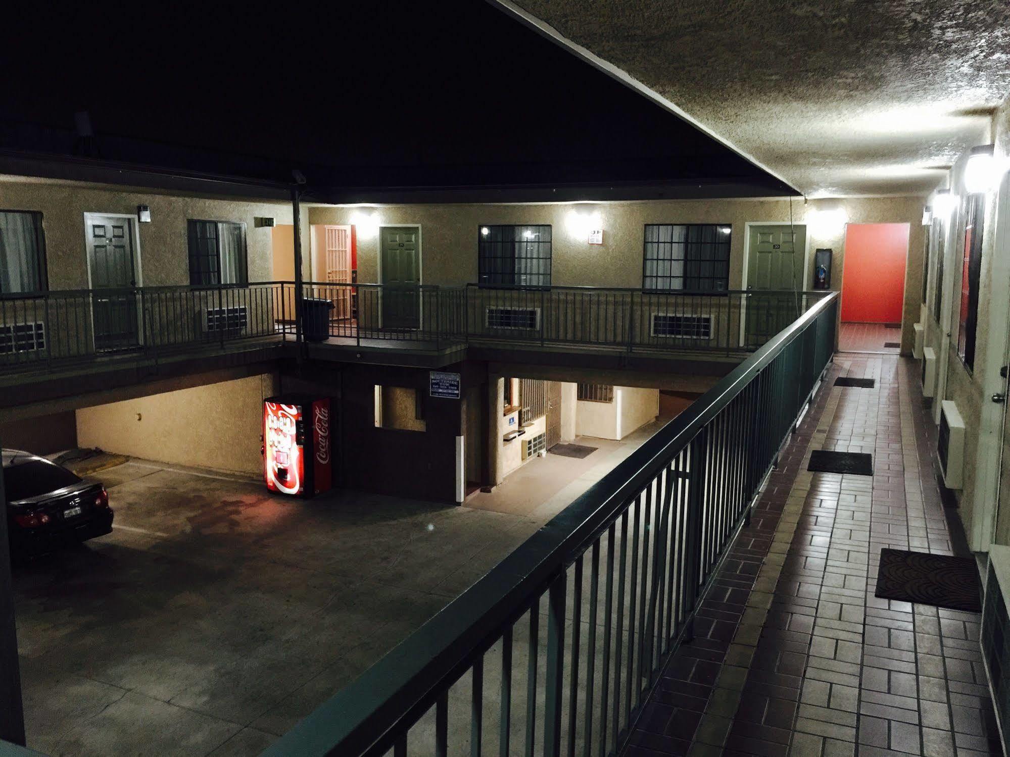 Regal Motel Los Angeles